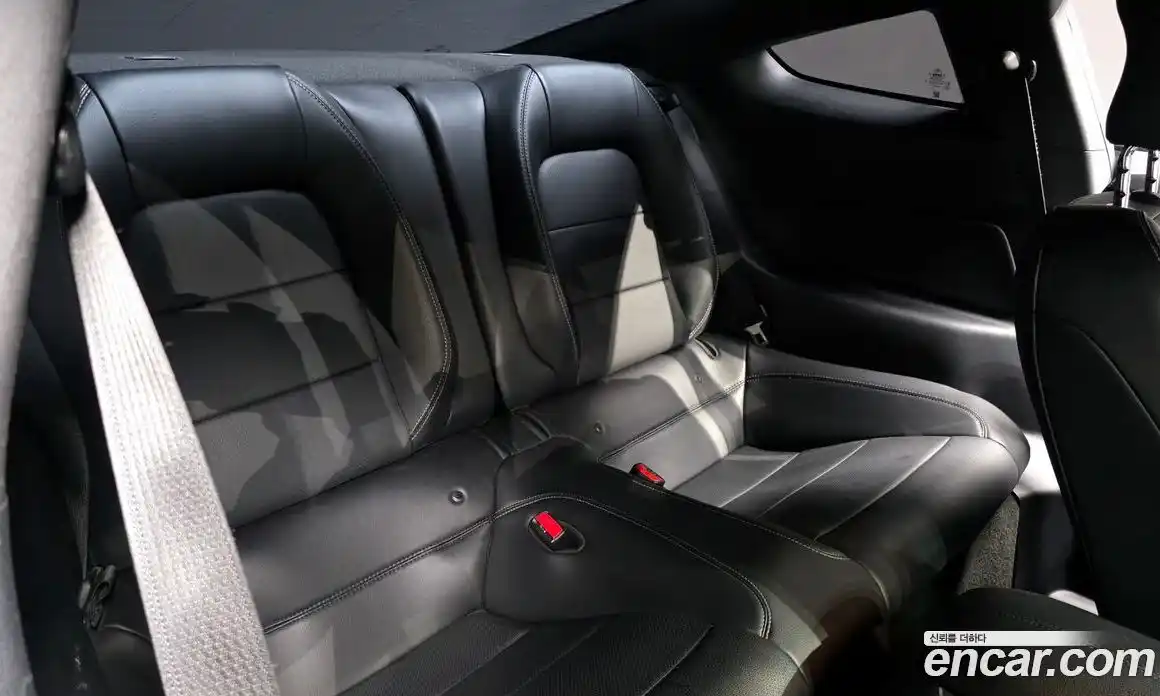 Ford Mustang 2017 2.3 Автомат в Москве № 199800, фото 19