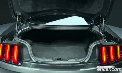 Ford Mustang 2017 2.3 Автомат в Москве № 199800, миниатюра 7