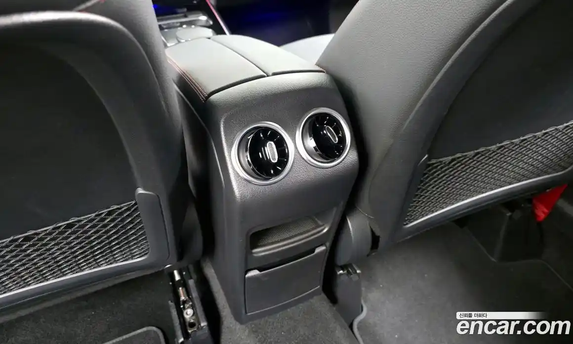 Mercedes-Benz GLA-Class 2023 2.0 Автомат в Москве № 200552, фото 15