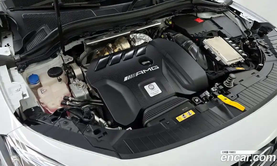 Mercedes-Benz GLA-Class 2023 2.0 Автомат в Москве № 200552, фото 16