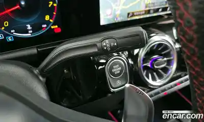 Mercedes-Benz GLA-Class 2023 2.0 Автомат в Москве № 200552, миниатюра 10