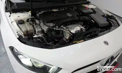 Mercedes-Benz A-Class 2022 2.0 Автомат в Москве № 203952, миниатюра 11