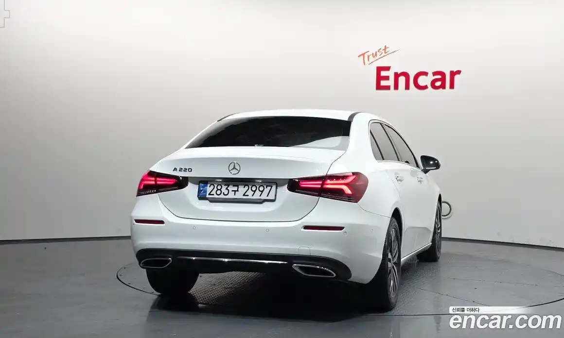 Mercedes-Benz A-Class 2022 2.0 Автомат в Москве № 203952, фото 19