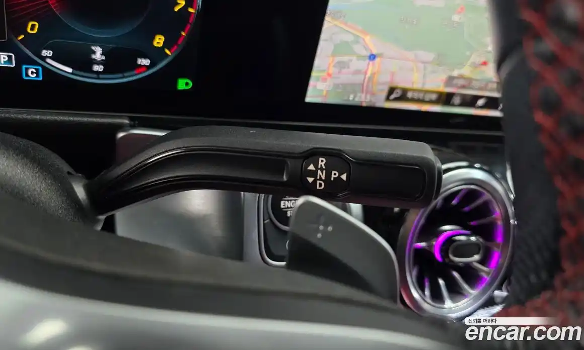 Mercedes-Benz GLB-Class 2023 2.0 Автомат в Москве № 206760, фото 11