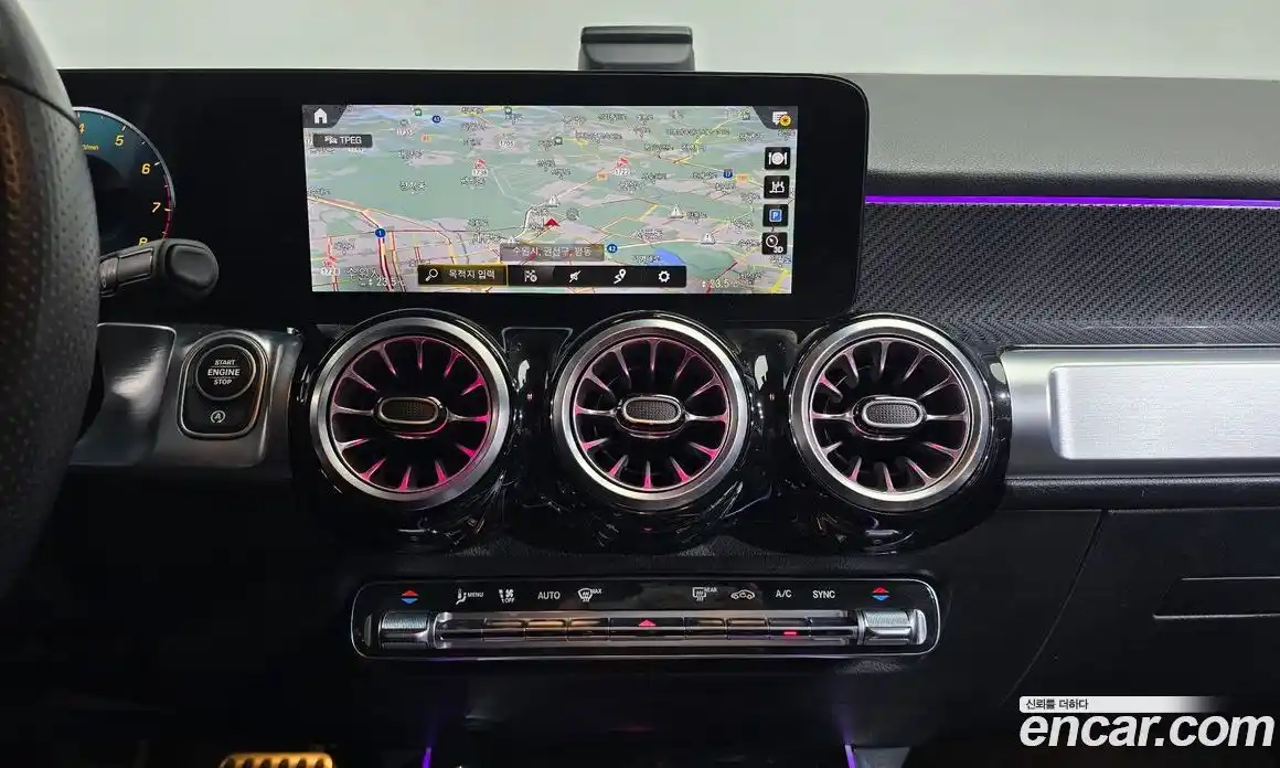 Mercedes-Benz GLB-Class 2023 2.0 Автомат в Москве № 206760, фото 17