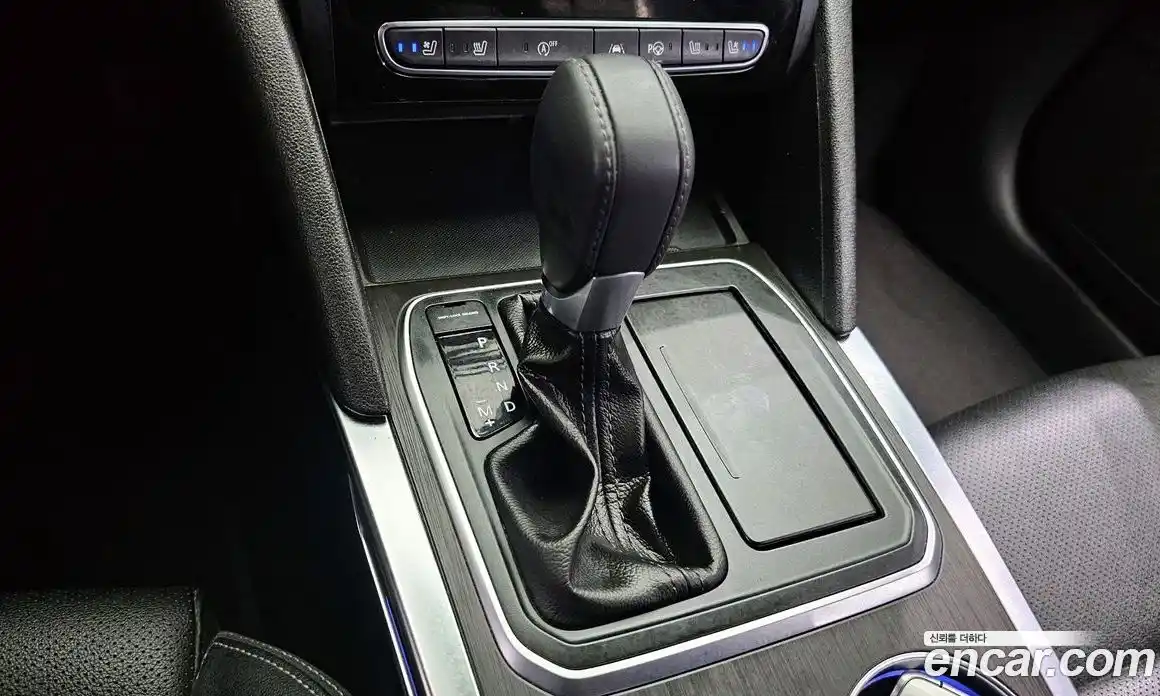 Renault SM6 2024 2.0 Автомат в Москве № 208395, фото 8