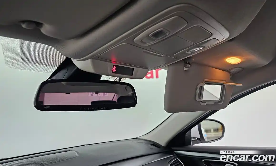 Renault SM6 2017 2.0 Автомат в Москве № 208674, фото 13