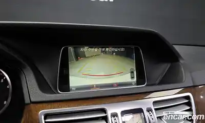 Mercedes-Benz E-Class, 2016