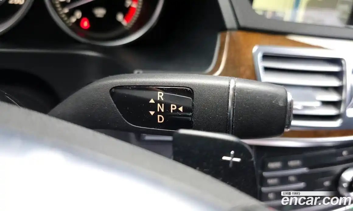 Mercedes-Benz E-Class 2016 3.5 Автомат в Москве № 212070, фото 10