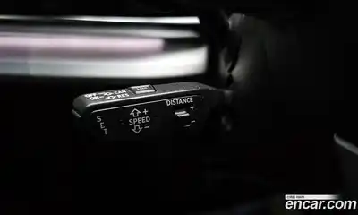 Audi Q8 2021 3.0 Автомат в Москве № 212618, миниатюра 2