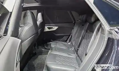 Audi Q8 2021 3.0 Автомат в Москве № 212618, миниатюра 7