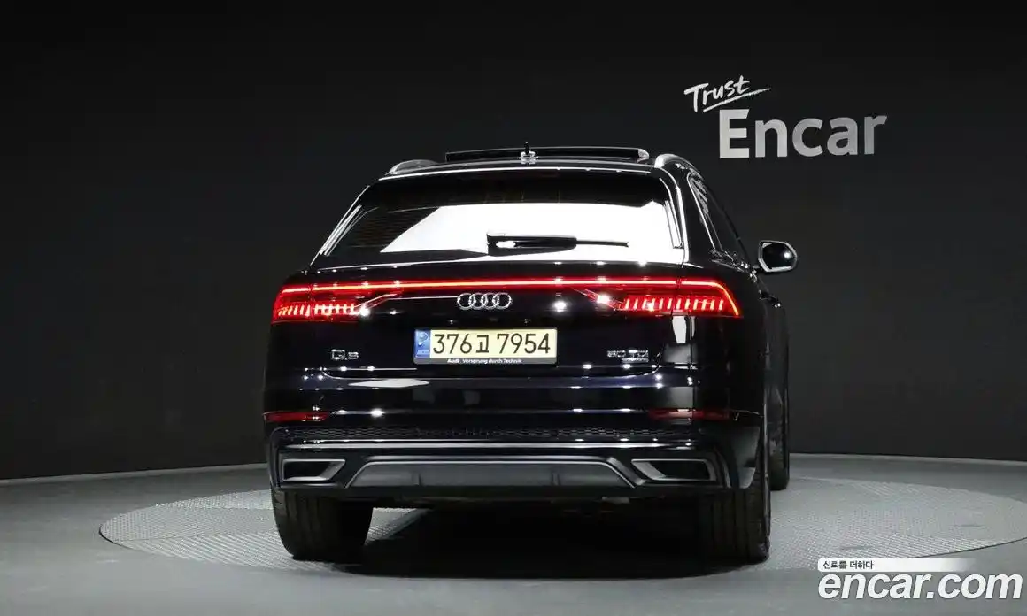 Audi Q8 2021 3.0 Автомат в Москве № 212618, фото 8