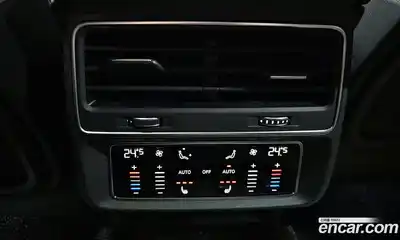 Audi Q8 2021 3.0 Автомат в Москве № 212618, миниатюра 10