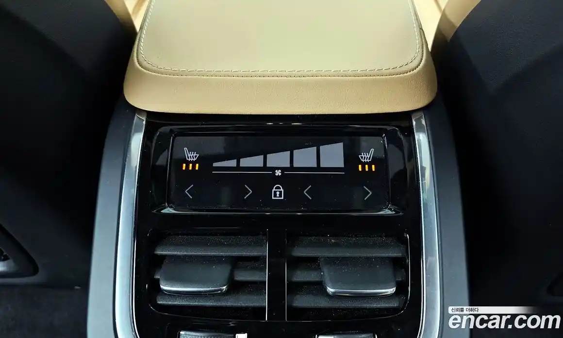 Volvo XC90 2022 2.0 Автомат в Москве № 212865, фото 3