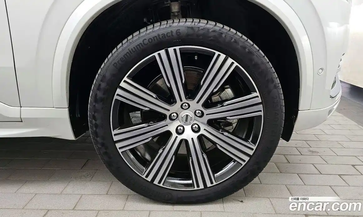 Volvo XC90 2022 2.0 Автомат в Москве № 212865, фото 4