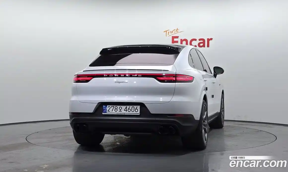 Porsche Cayenne 2023 3.0 Автомат в Москве № 213012, фото 16