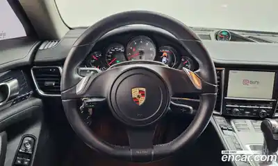 Porsche Panamera, 2011