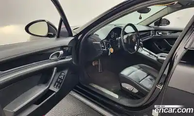 Porsche Panamera 2011 4.8 Автомат в Москве № 213296, миниатюра 3