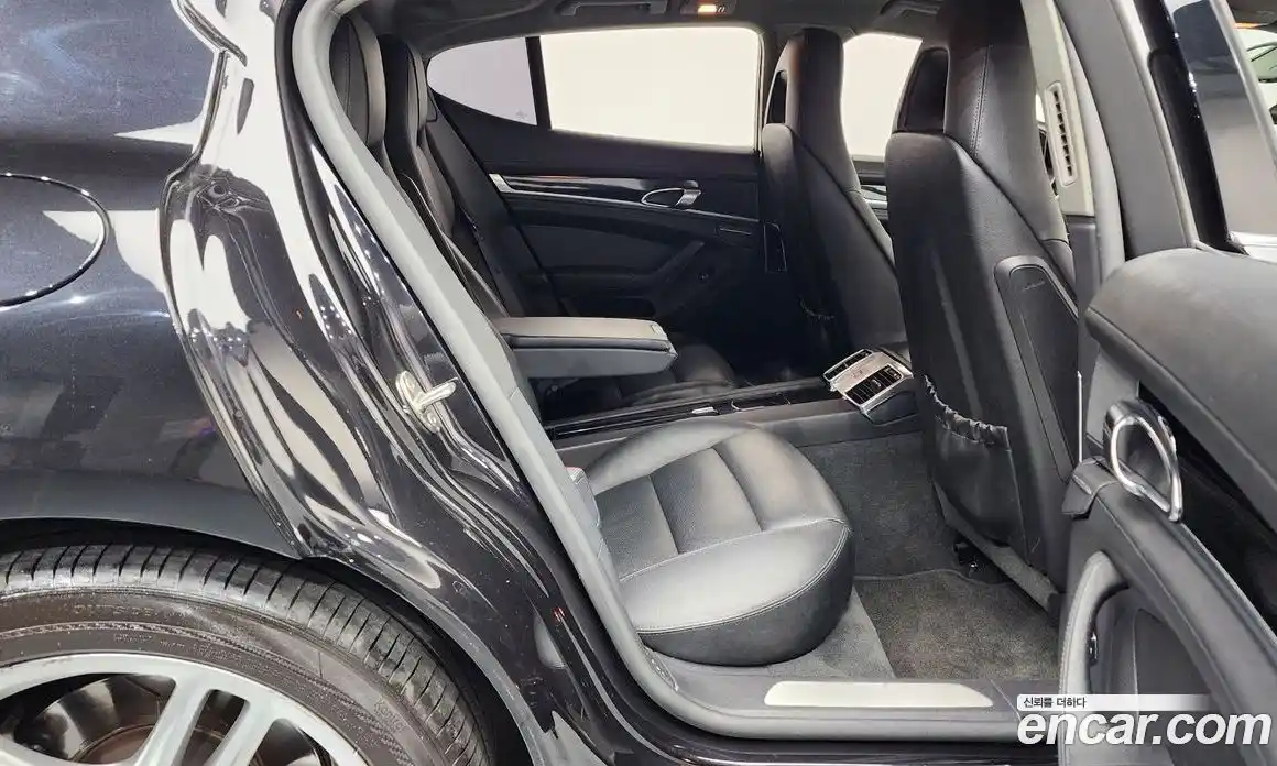 Porsche Panamera 2011 4.8 Автомат в Москве № 213296, фото 8