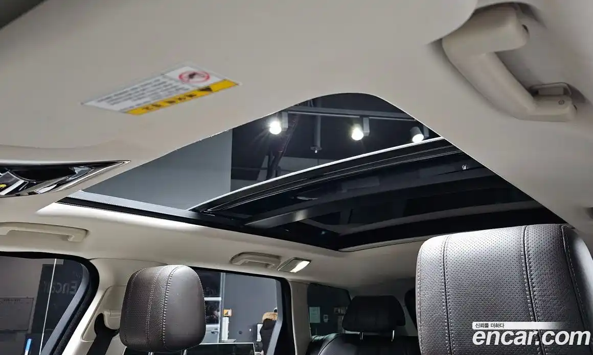 Land Rover Range-Rover Sport 2017 3.0 Автомат в Москве № 213655, фото 3