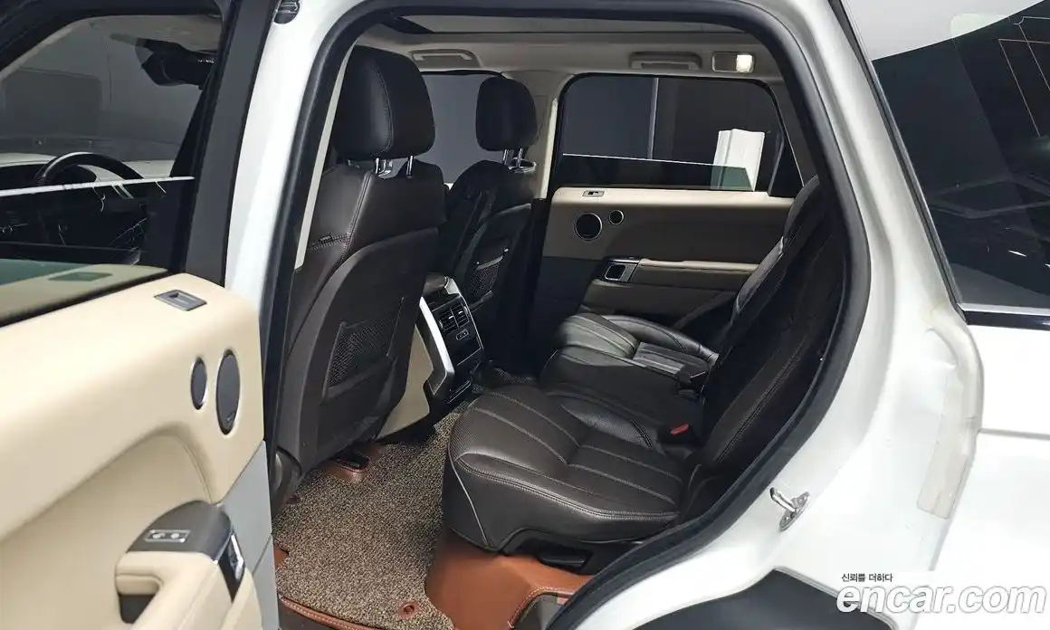 Land Rover Range-Rover Sport 2017 3.0 Автомат в Москве № 213655, фото 10