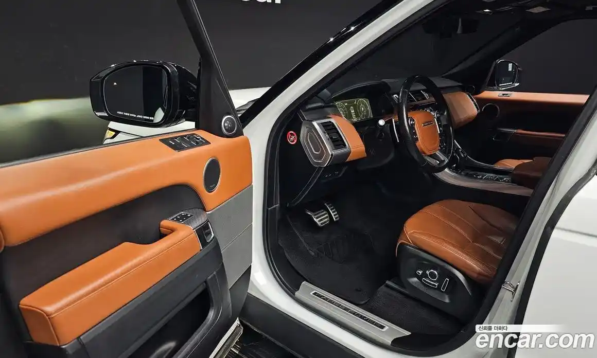 Land Rover Range-Rover Sport 2017 3.0 Автомат в Москве № 213753, фото 18