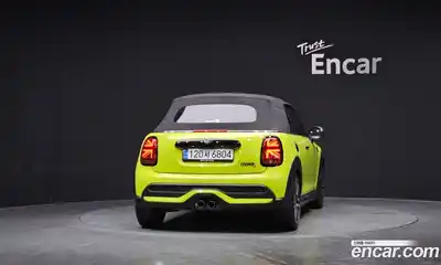 Mini Cooper Convertible 2024 2.0 Автомат в Москве № 214058, миниатюра 7