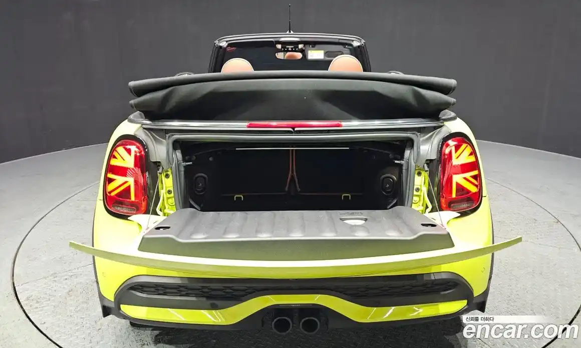 Mini Cooper Convertible 2024 2.0 Автомат в Москве № 214058, фото 9