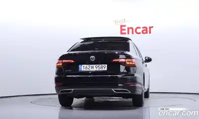 Volkswagen Jetta 2020 1.4 Автомат в Москве № 215010, миниатюра 5