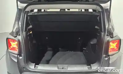 Jeep Renegade 2021 2.4 Автомат в Москве № 215473, миниатюра 9