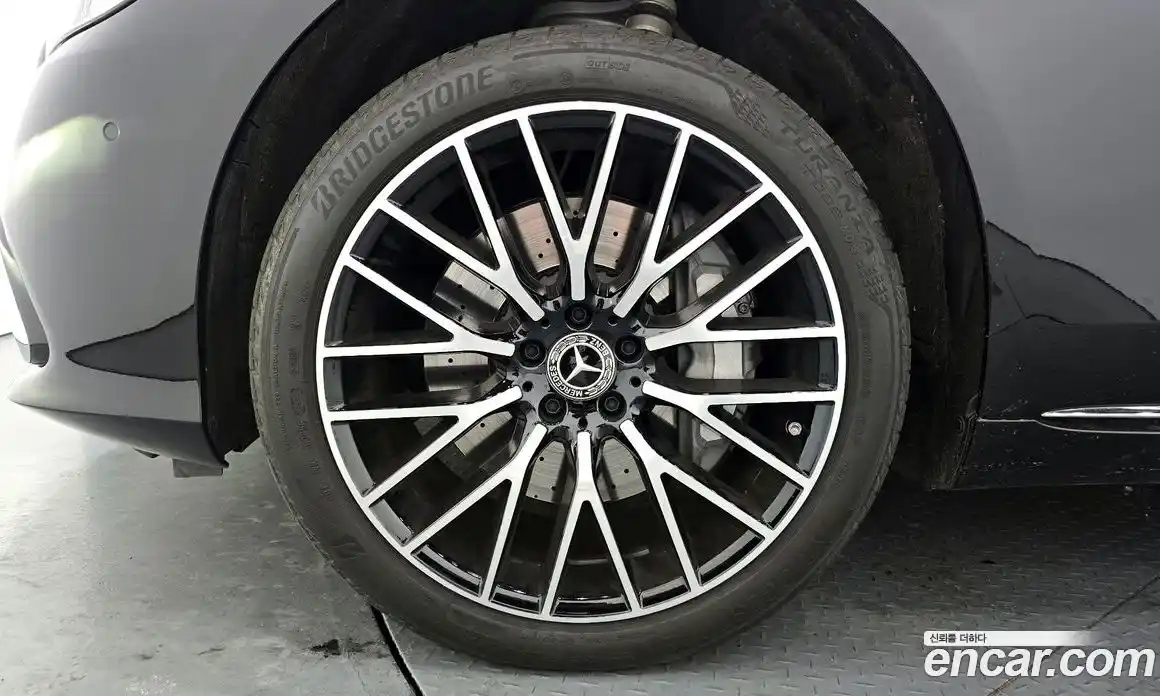 Mercedes-Benz S-Class 2025 4.0 Автомат в Москве № 218290, фото 12