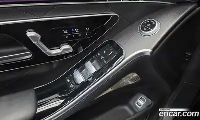 Mercedes-Benz S-Class 2023 3.0 Автомат в Москве № 219559, миниатюра 6