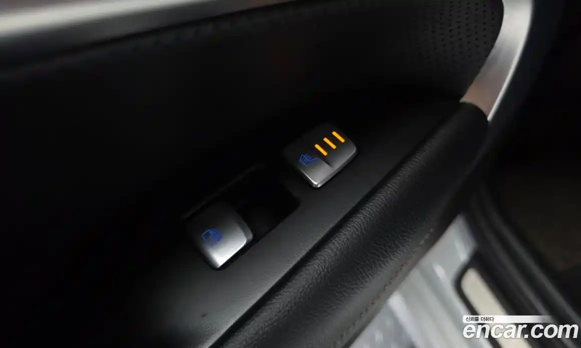 Genesis G70 2020 2.0 Автомат в Москве № 22184, фото 17