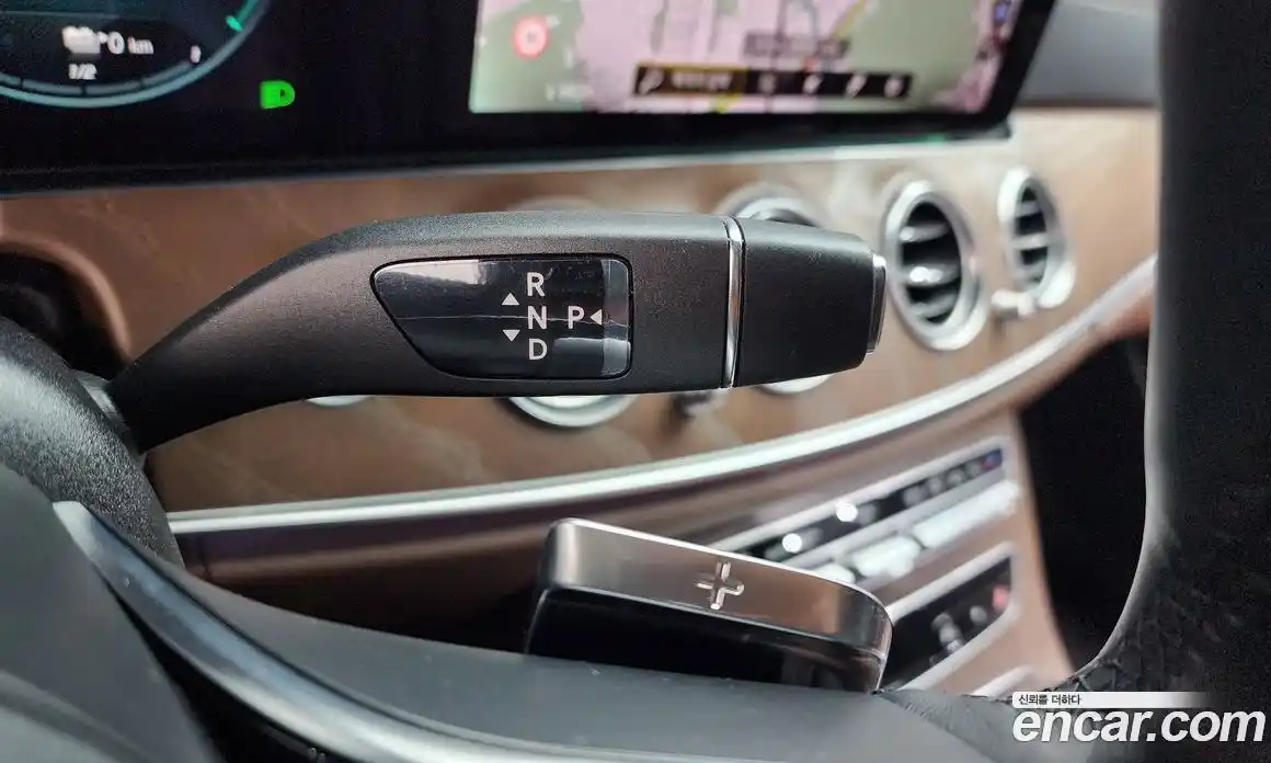 Mercedes-Benz E-Class 2021 2.0 Автомат в Москве № 224776, фото 16