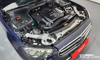 Mercedes-Benz E-Class 2021 2.0 Автомат в Москве № 224776, миниатюра 6