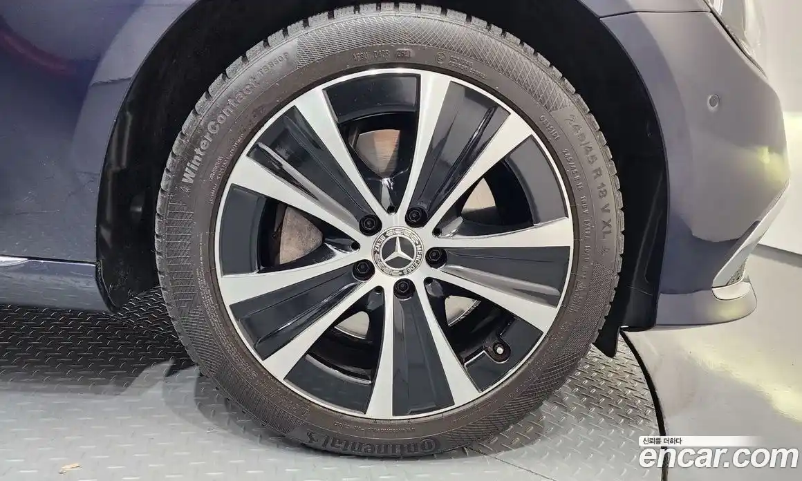 Mercedes-Benz E-Class 2021 2.0 Автомат в Москве № 224776, фото 8