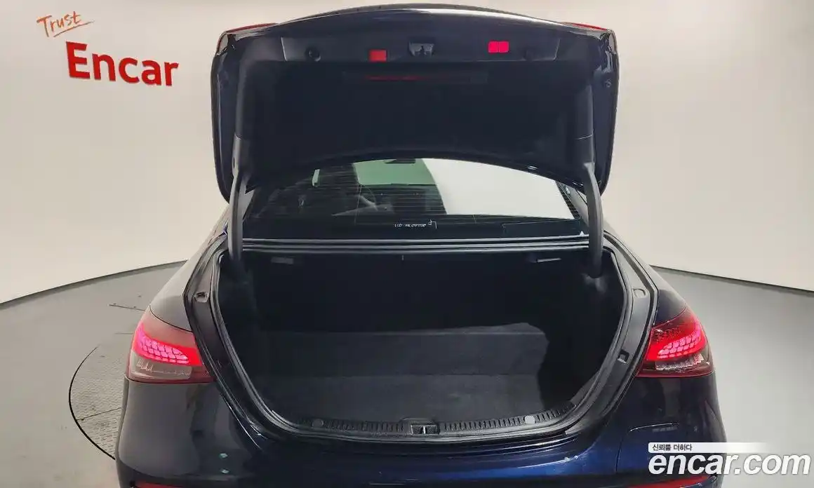 Mercedes-Benz E-Class 2021 2.0 Автомат в Москве № 224776, фото 9