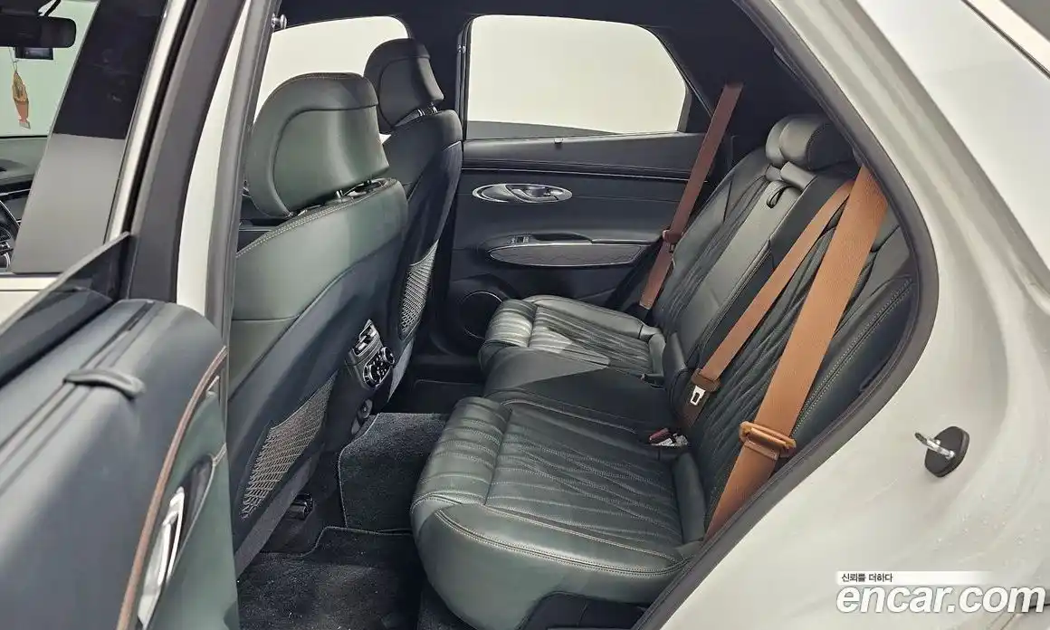 Genesis GV70 2022 2.5 Автомат в Москве № 22607, фото 13