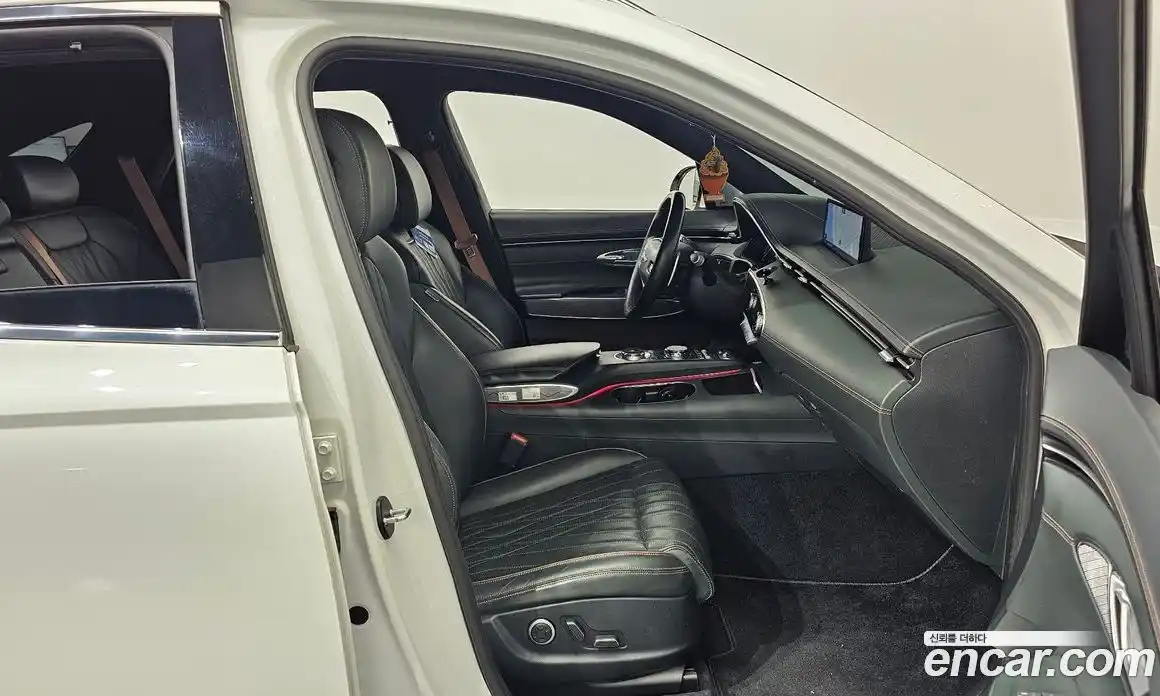 Genesis GV70 2022 2.5 Автомат в Москве № 22607, фото 15