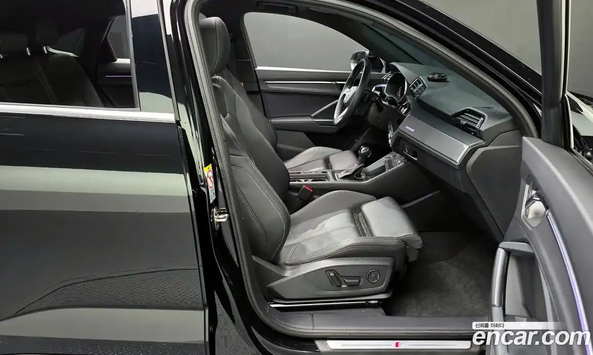 Audi Q3 2023 2.0 Автомат в Москве № 227949, фото 12