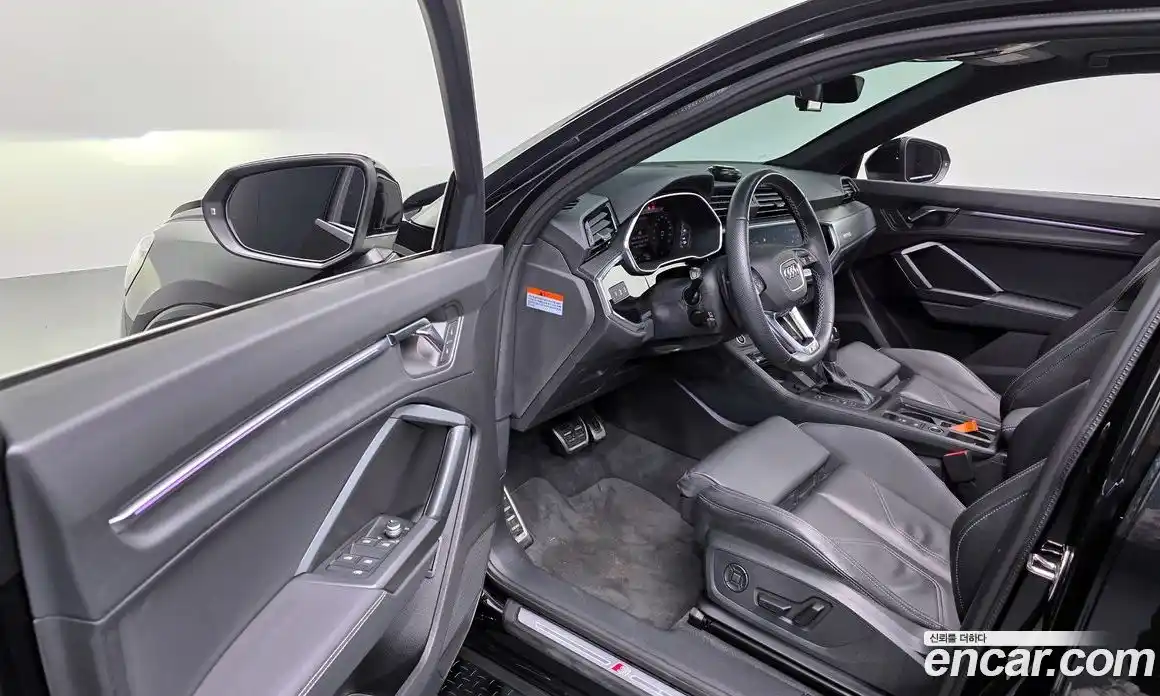 Audi Q3 2023 2.0 Автомат в Москве № 227949, фото 13