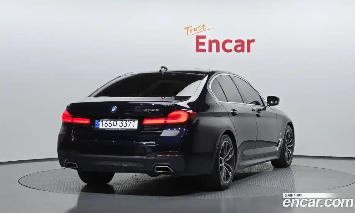 BMW 5-Series 2023 2.0 Автомат в Москве № 228945, фото 9