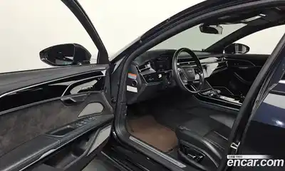 Audi A8 2020 3.0 Автомат в Москве № 230169, миниатюра 12