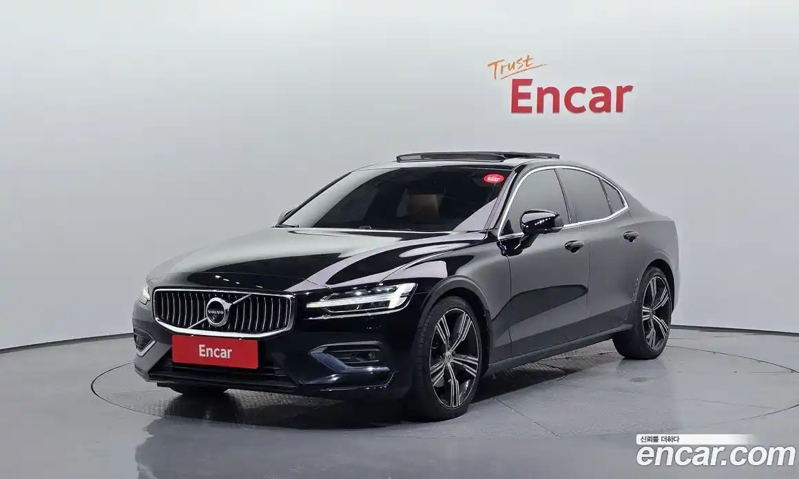 Volvo S60 2021 2.0 Автомат в Москве № 230584, фото 13