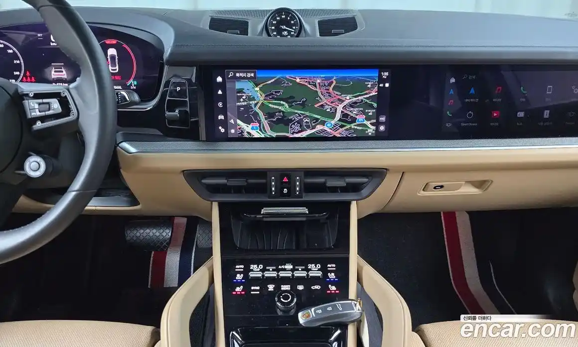 Porsche Cayenne 2024 3.0 Автомат в Москве № 230908, фото 16