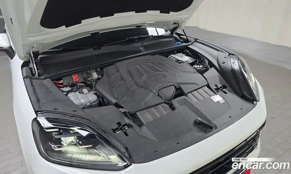 Porsche Cayenne 2024 3.0 Автомат в Москве № 230908, фото 19