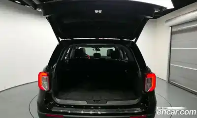 Ford Explorer 2022 2.3 Автомат в Москве № 233228, миниатюра 10