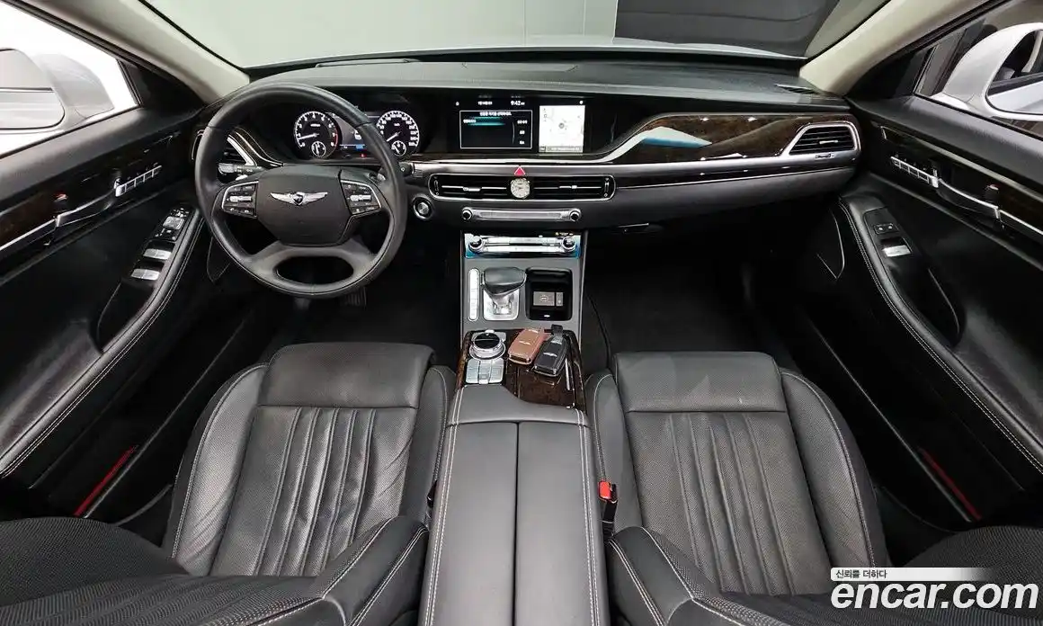 Genesis G90 2019 3.8 Автомат в Москве № 24215, фото 18
