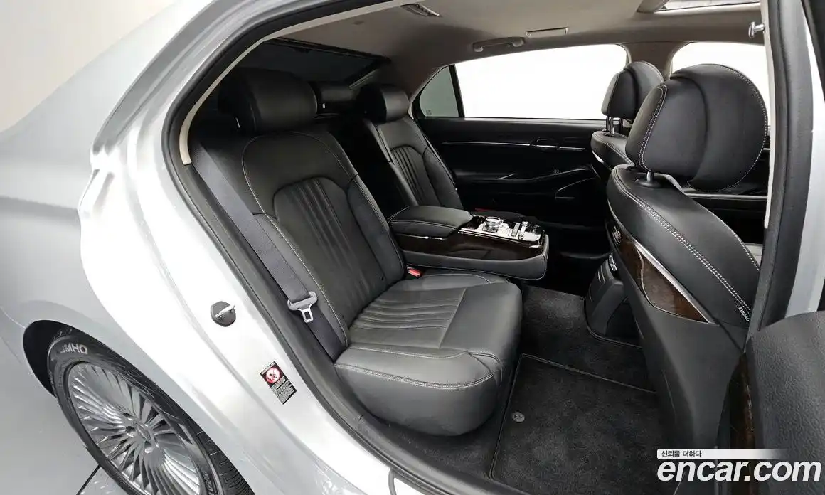 Genesis G90 2019 3.8 Автомат в Москве № 24215, фото 9