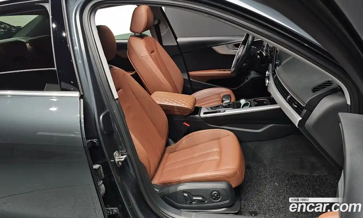 Audi A4 2021 2.0 Автомат в Москве № 245096, фото 16